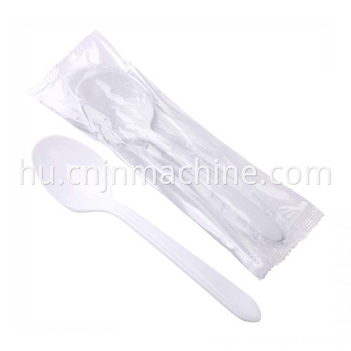 5b4f62af79e9d5ce39e996f16e3505eb